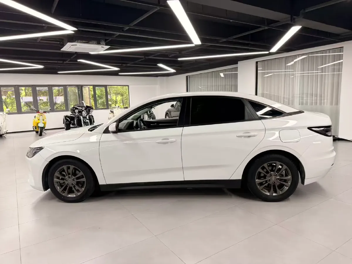 2021 Weltmeister E.5 BEV 49.92KWH,autocango,china used car exporter,china ev exporter,chinese used car exporter,chinese used ev exporter