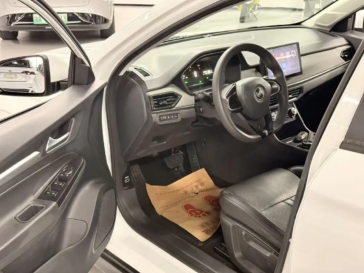 2021 Weltmeister E.5 BEV 49.92KWH,autocango,china used car exporter,china ev exporter,chinese used car exporter,chinese used ev exporter