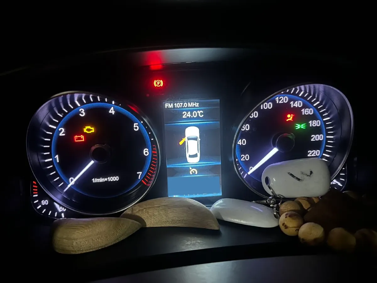 2018 Toyota Highlander 2.0T 220HP L4 6AT,autocango,china used car exporter,china ev exporter,chinese used car exporter,chinese used ev exporter