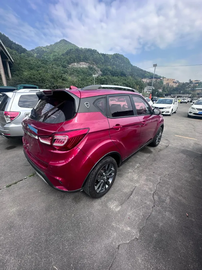 2017 BAIC Hyosow S6 1.5T 150HP L4 6MT,autocango,china used car exporter,china ev exporter,chinese used car exporter,chinese used ev exporter