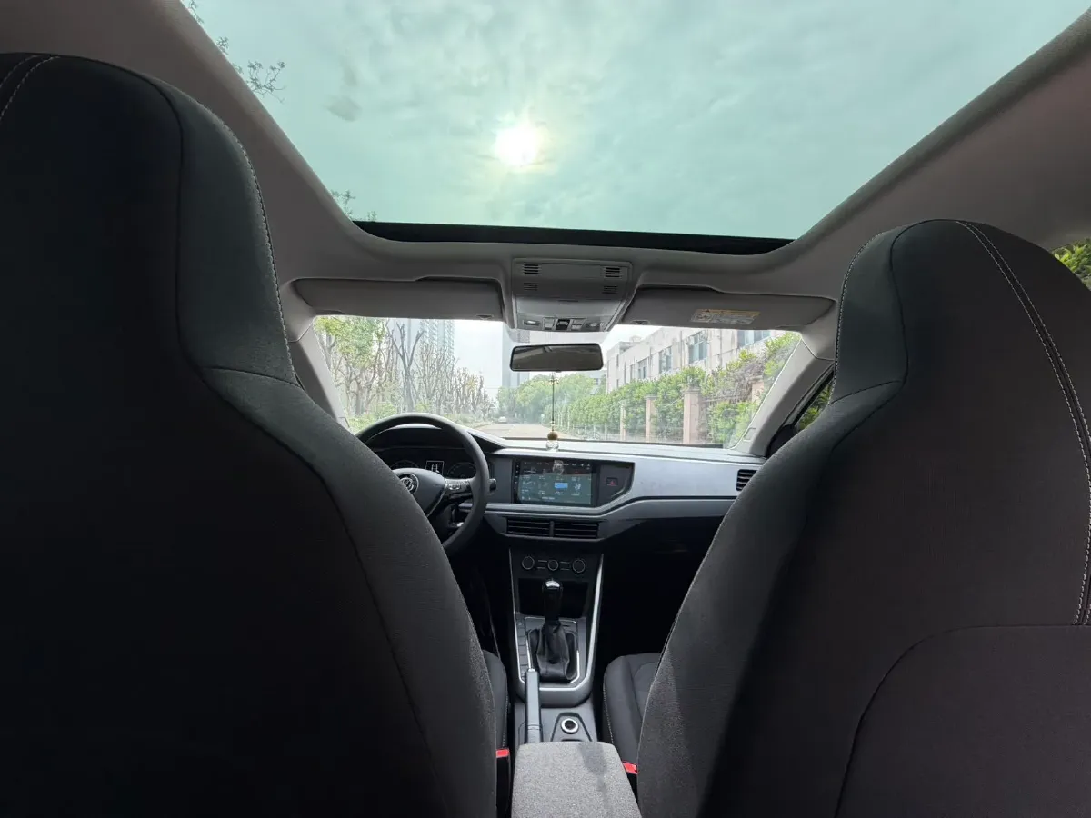 2019 Volkswagen Polo 1.5L 113HP L4 6AT,autocango,china used car exporter,china ev exporter,chinese used car exporter,chinese used ev exporter