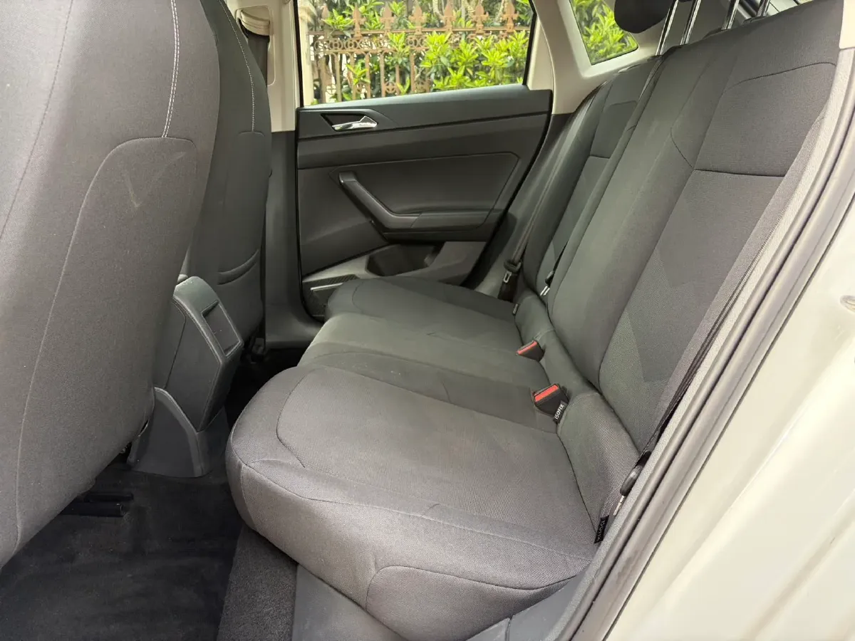 2019 Volkswagen Polo 1.5L 113HP L4 6AT,autocango,china used car exporter,china ev exporter,chinese used car exporter,chinese used ev exporter