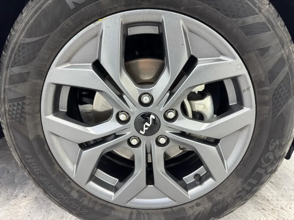 2023 Kia Seltos 1.5L 115HP L4 CVT,autocango,china used car exporter,china ev exporter,chinese used car exporter,chinese used ev exporter