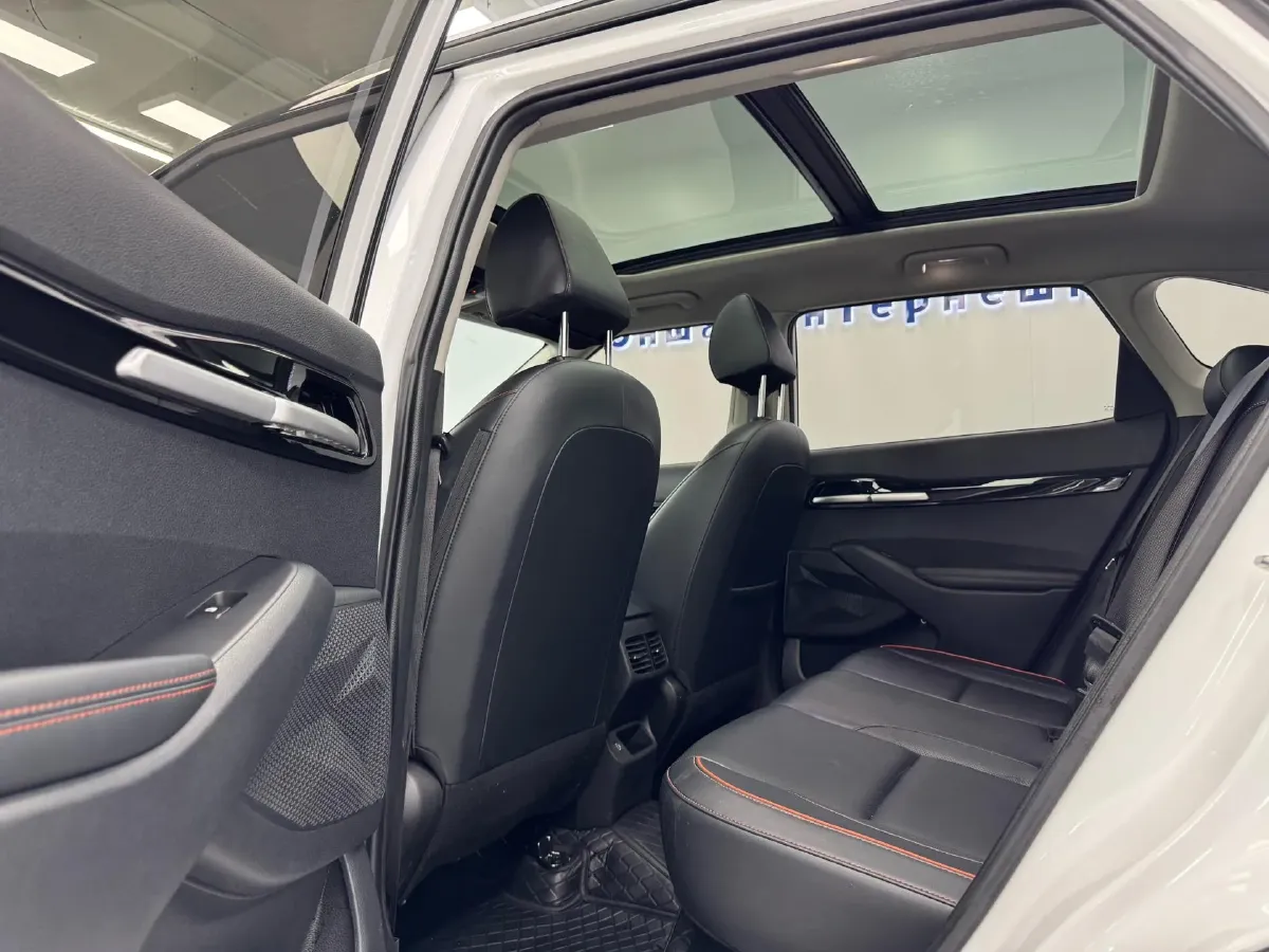 2023 Kia Seltos 1.5L 115HP L4 CVT,autocango,china used car exporter,china ev exporter,chinese used car exporter,chinese used ev exporter