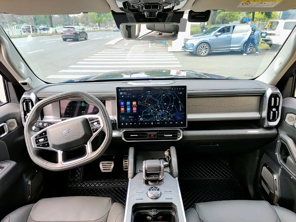 2023 Jetour Traveller 2.0T 254HP L4 7DCT,autocango,china used car exporter,china ev exporter,chinese used car exporter,chinese used ev exporter