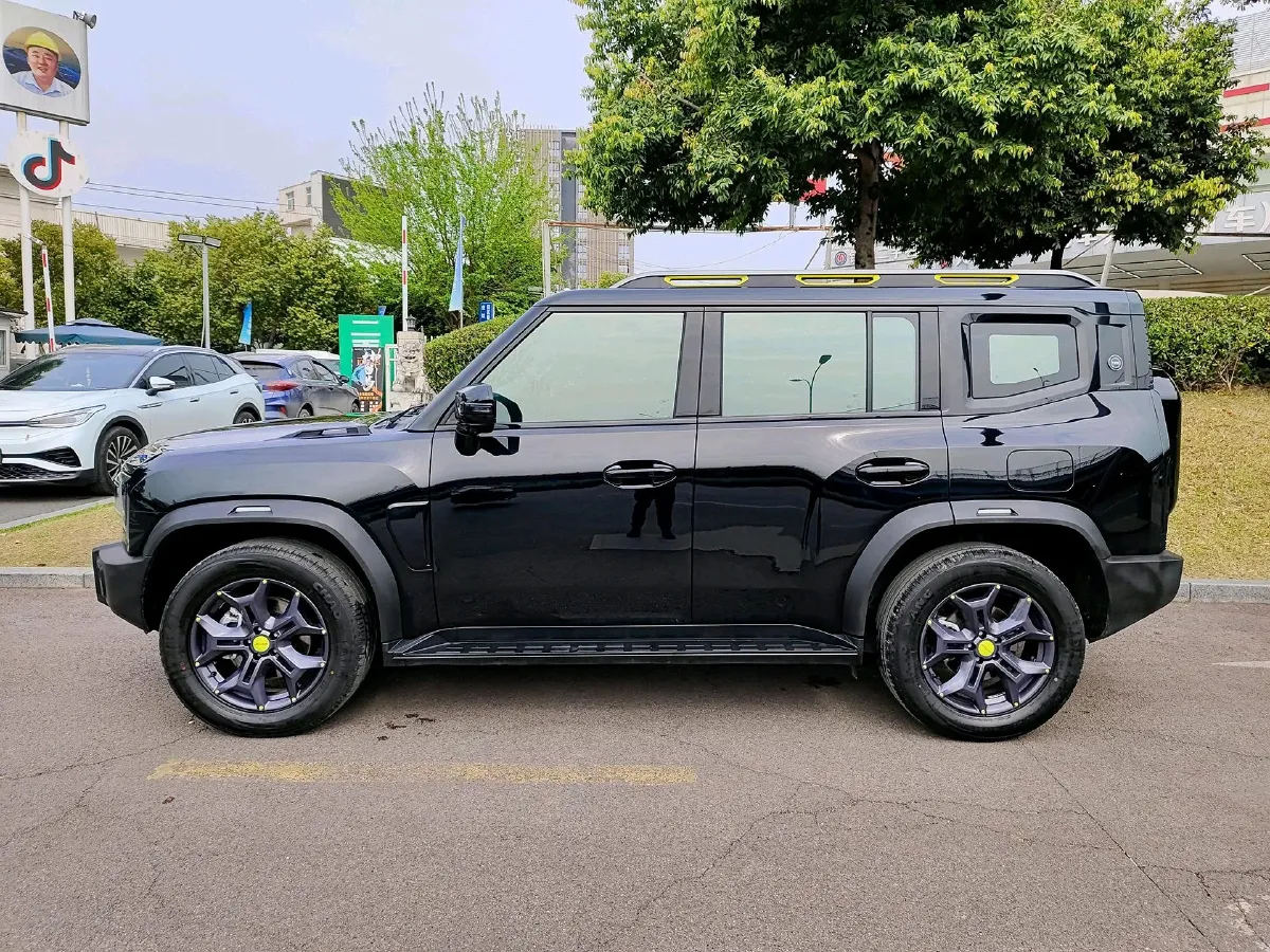 2023 Jetour Traveller 2.0T 254HP L4 7DCT,autocango,china used car exporter,china ev exporter,chinese used car exporter,chinese used ev exporter