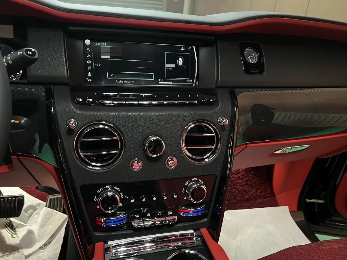 2020 Rolls-Royce Cullinan 6.7T 600HP V12 8AT,autocango,china used car exporter,china ev exporter,chinese used car exporter,chinese used ev exporter