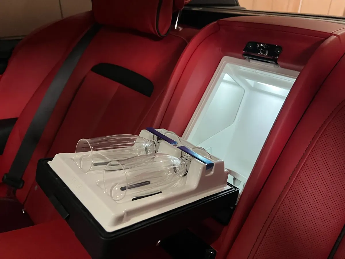 2020 Rolls-Royce Cullinan 6.7T 600HP V12 8AT,autocango,china used car exporter,china ev exporter,chinese used car exporter,chinese used ev exporter