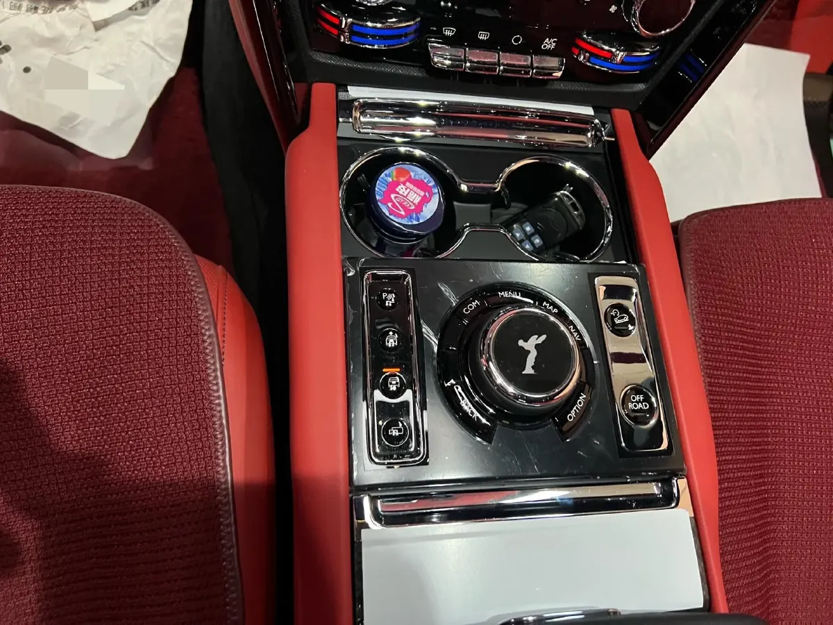 2020 Rolls-Royce Cullinan 6.7T 600HP V12 8AT,autocango,china used car exporter,china ev exporter,chinese used car exporter,chinese used ev exporter