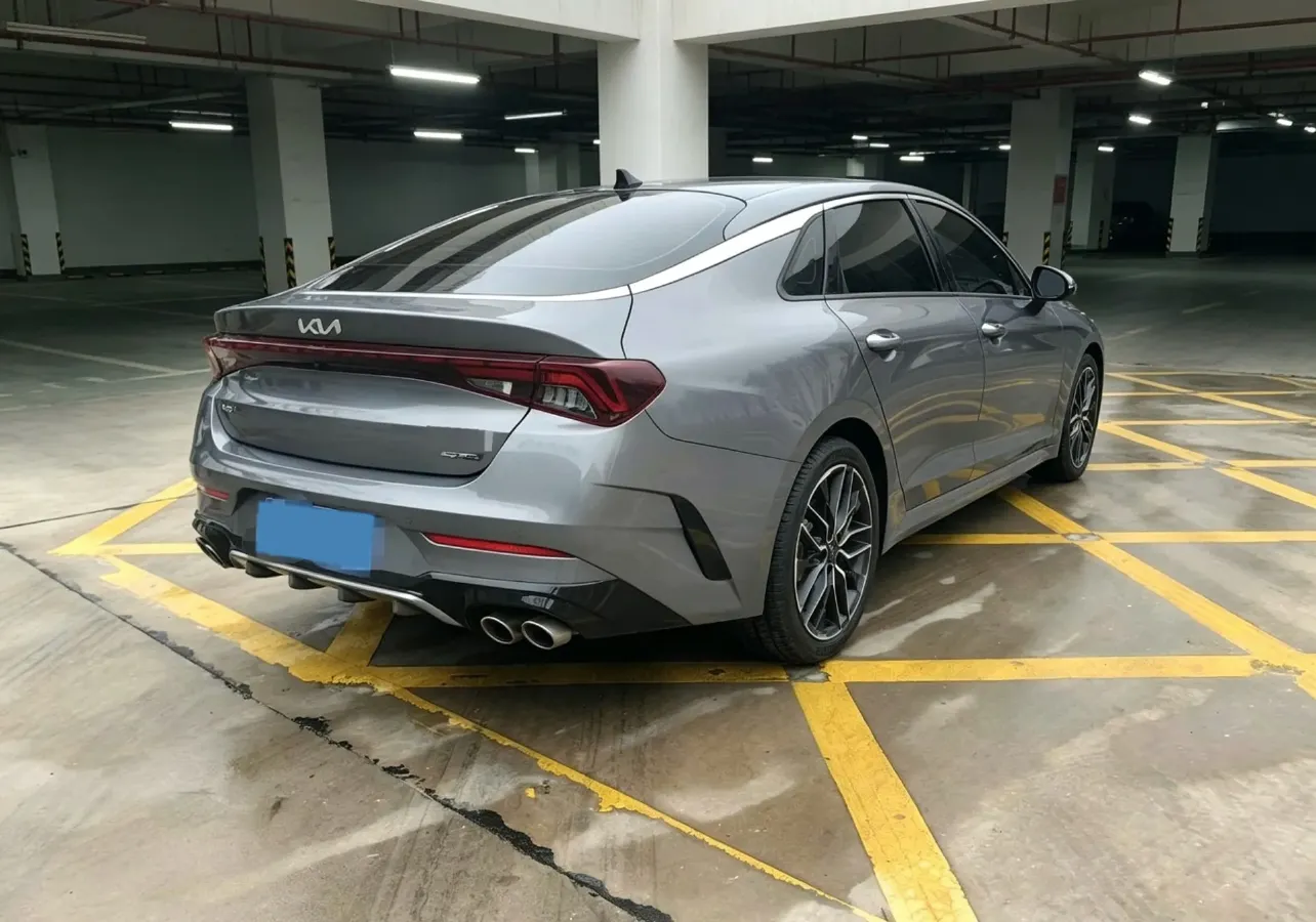 2021 Toyota Camry 2.0L 178HP L4 CVT,autocango,china used car exporter,china ev exporter,chinese used car exporter,chinese used ev exporter