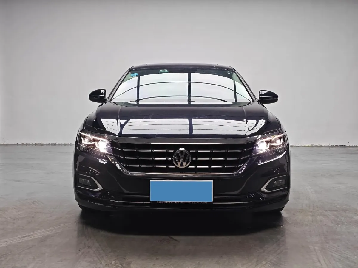 2019 Volvo V40 1.5T 152HP L4 6AT,autocango,china used car exporter,china ev exporter,chinese used car exporter,chinese used ev exporter