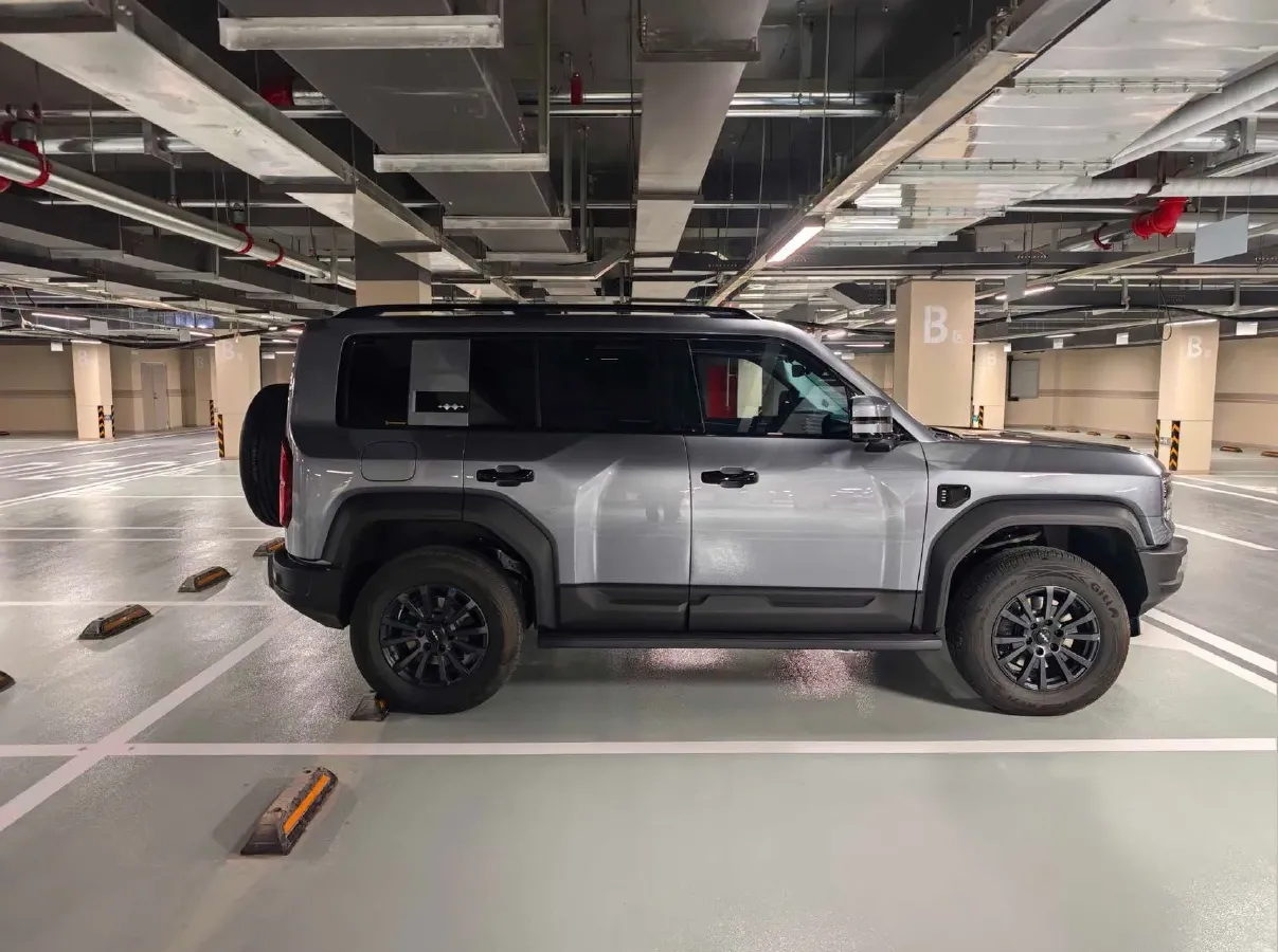 2023 FangChengBao Bao 5 1.5T 194HP L4 E-CVT PHEV 31.8KWH,autocango,china used car exporter,china ev exporter,chinese used car exporter,chinese used ev exporter