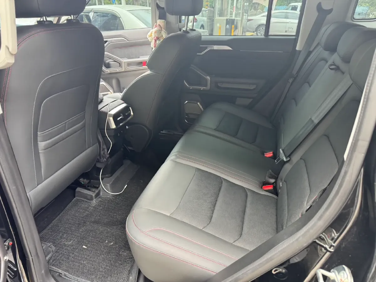 2023 Jetour Traveller 2.0T 254HP L4 7DCT,autocango,china used car exporter,china ev exporter,chinese used car exporter,chinese used ev exporter