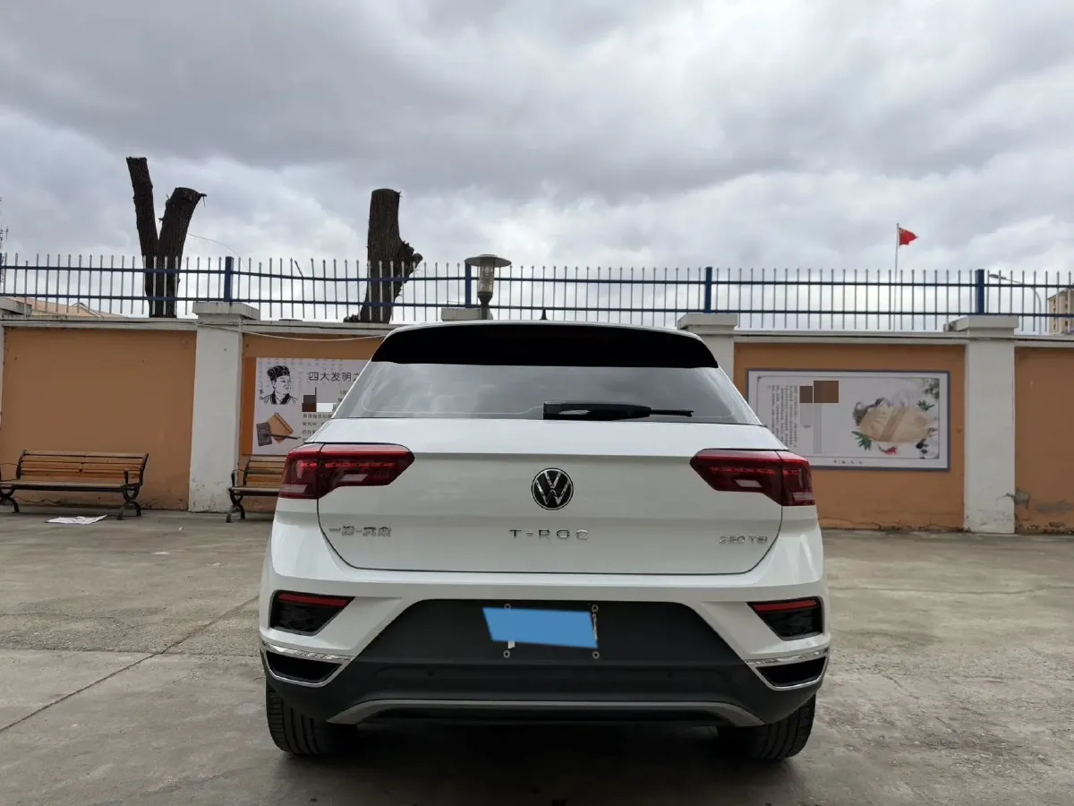 2022 Volkswagen T-Roc 1.4T 150HP L4 7DCT,autocango,china used car exporter,china ev exporter,chinese used car exporter,chinese used ev exporter