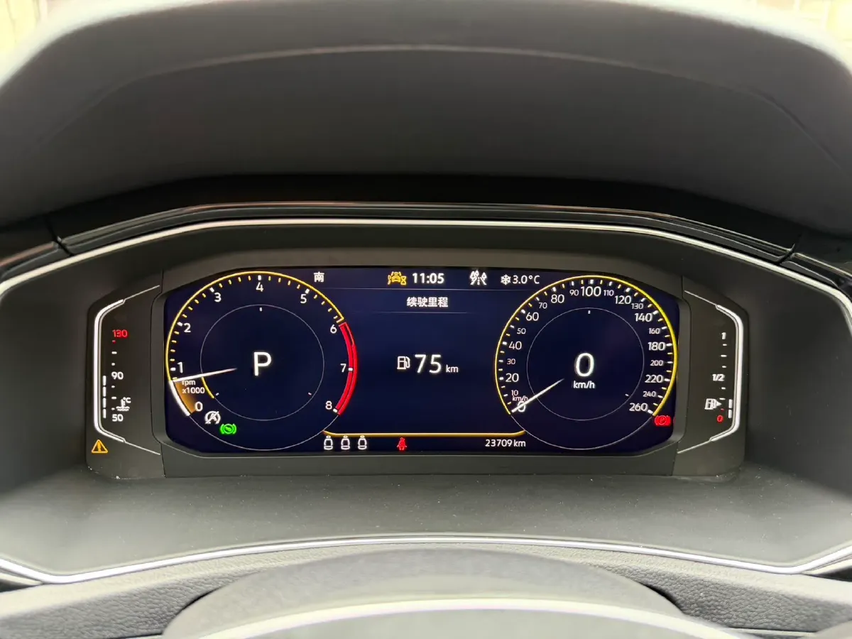 2022 Volkswagen T-Roc 1.4T 150HP L4 7DCT,autocango,china used car exporter,china ev exporter,chinese used car exporter,chinese used ev exporter