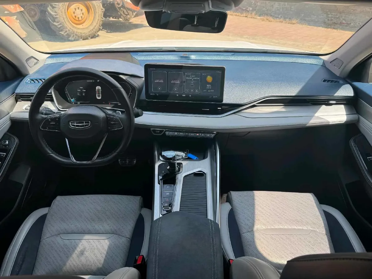 2021 Geely Preface 2.0T 190HP L4 7DCT,autocango,china used car exporter,china ev exporter,chinese used car exporter,chinese used ev exporter