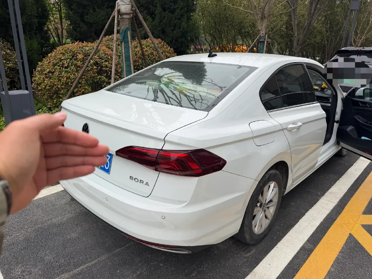 2021 Volkswagen Bora 1.5L 113HP L4 6AT,autocango,china used car exporter,china ev exporter,chinese used car exporter,chinese used ev exporter