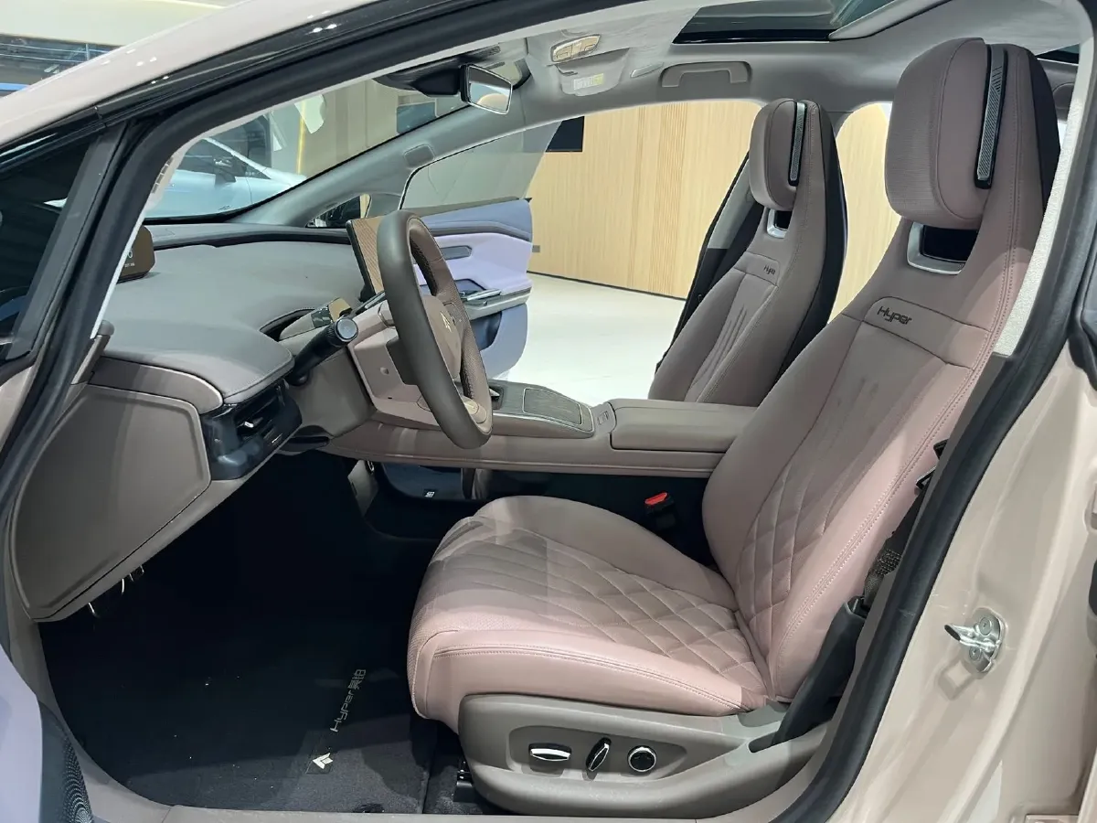 2024 HYPTEC GT BEV 80KWH,autocango,china used car exporter,china ev exporter,chinese used car exporter,chinese used ev exporter