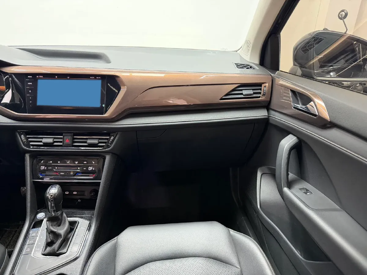 2022 Volkswagen Tharu 1.4T 150HP L4 7DCT,autocango,china used car exporter,china ev exporter,chinese used car exporter,chinese used ev exporter