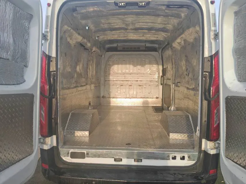 2022 MAXUS XinTu V90 2.0T 150HP L4 6MT,autocango,china used car exporter,china ev exporter,chinese used car exporter,chinese used ev exporter