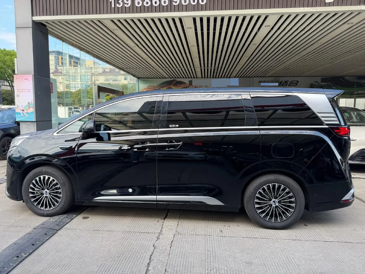 2025 Denza D9 1.5T 156HP L4 E-CVT PHEV 40KWH,autocango,china used car exporter,china ev exporter,chinese used car exporter,chinese used ev exporter