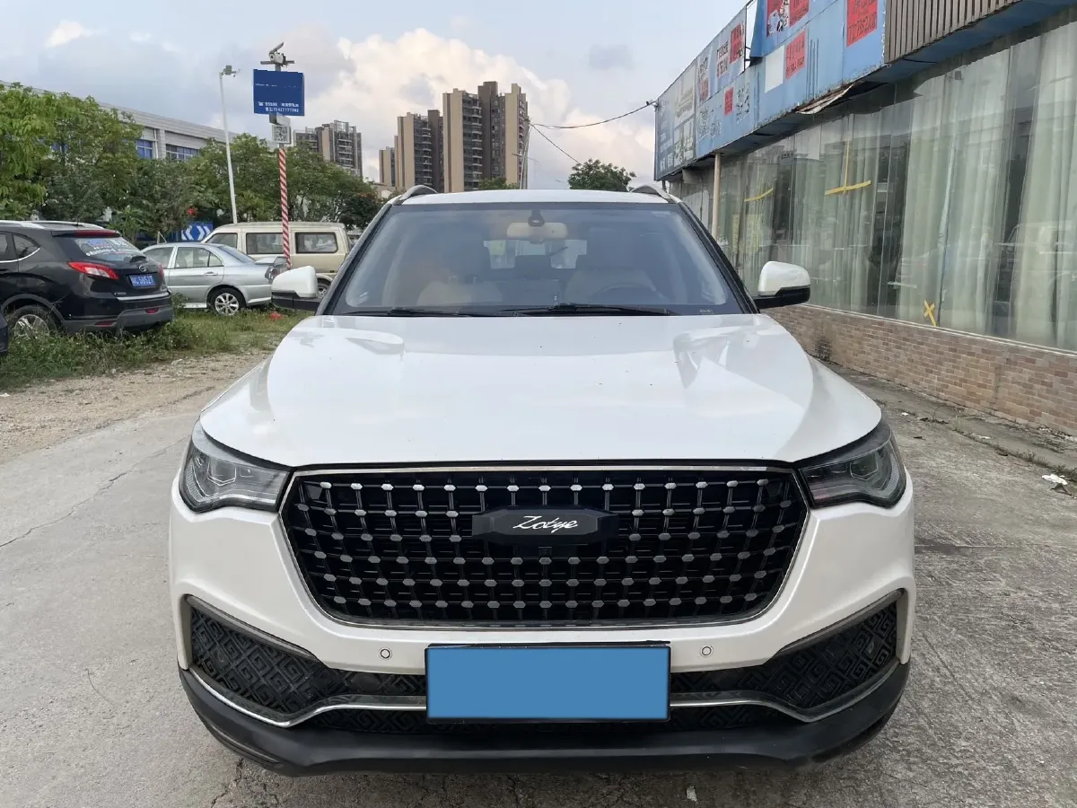 2017 Zotye T700 1.8T 177HP L4 6DCT,autocango,china used car exporter,china ev exporter,chinese used car exporter,chinese used ev exporter