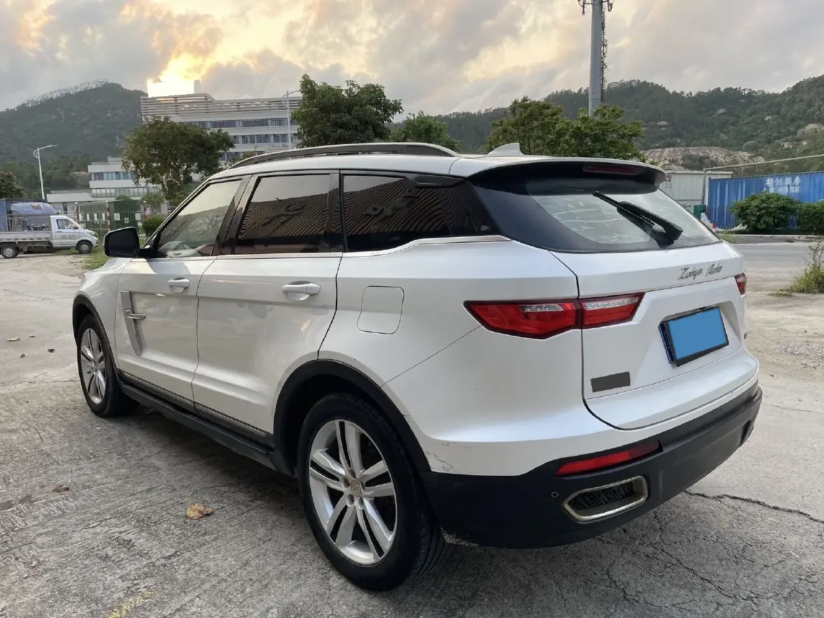 2017 Zotye T700 1.8T 177HP L4 6DCT,autocango,china used car exporter,china ev exporter,chinese used car exporter,chinese used ev exporter