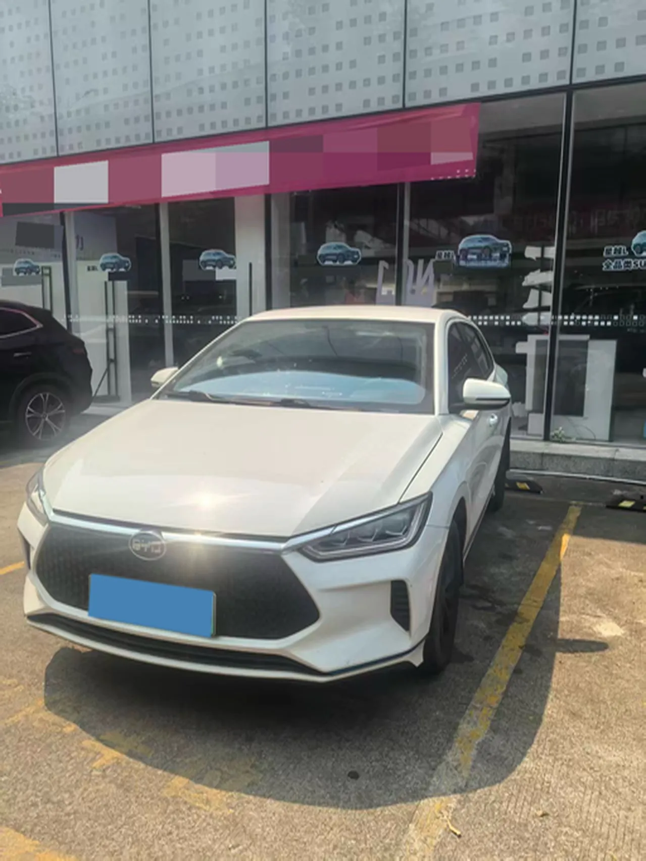 2019 BYD e2 BEV 47.3KWH