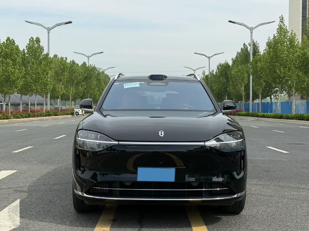 2024 AITO AITO M9 1.5T 152HP L4 REEV 42KWH,autocango,china used car exporter,china ev exporter,chinese used car exporter,chinese used ev exporter