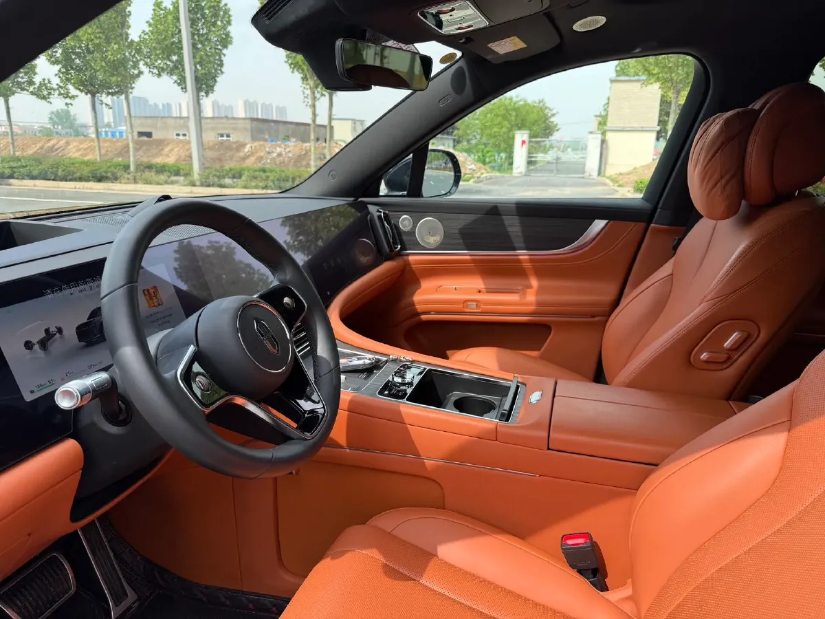 2024 AITO AITO M9 1.5T 152HP L4 REEV 42KWH,autocango,china used car exporter,china ev exporter,chinese used car exporter,chinese used ev exporter