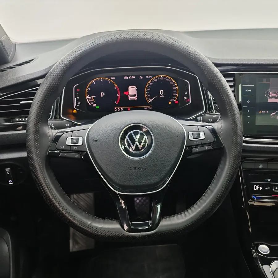 2021 Volkswagen T-Roc 1.4T 150HP L4 7DCT,autocango,china used car exporter,china ev exporter,chinese used car exporter,chinese used ev exporter