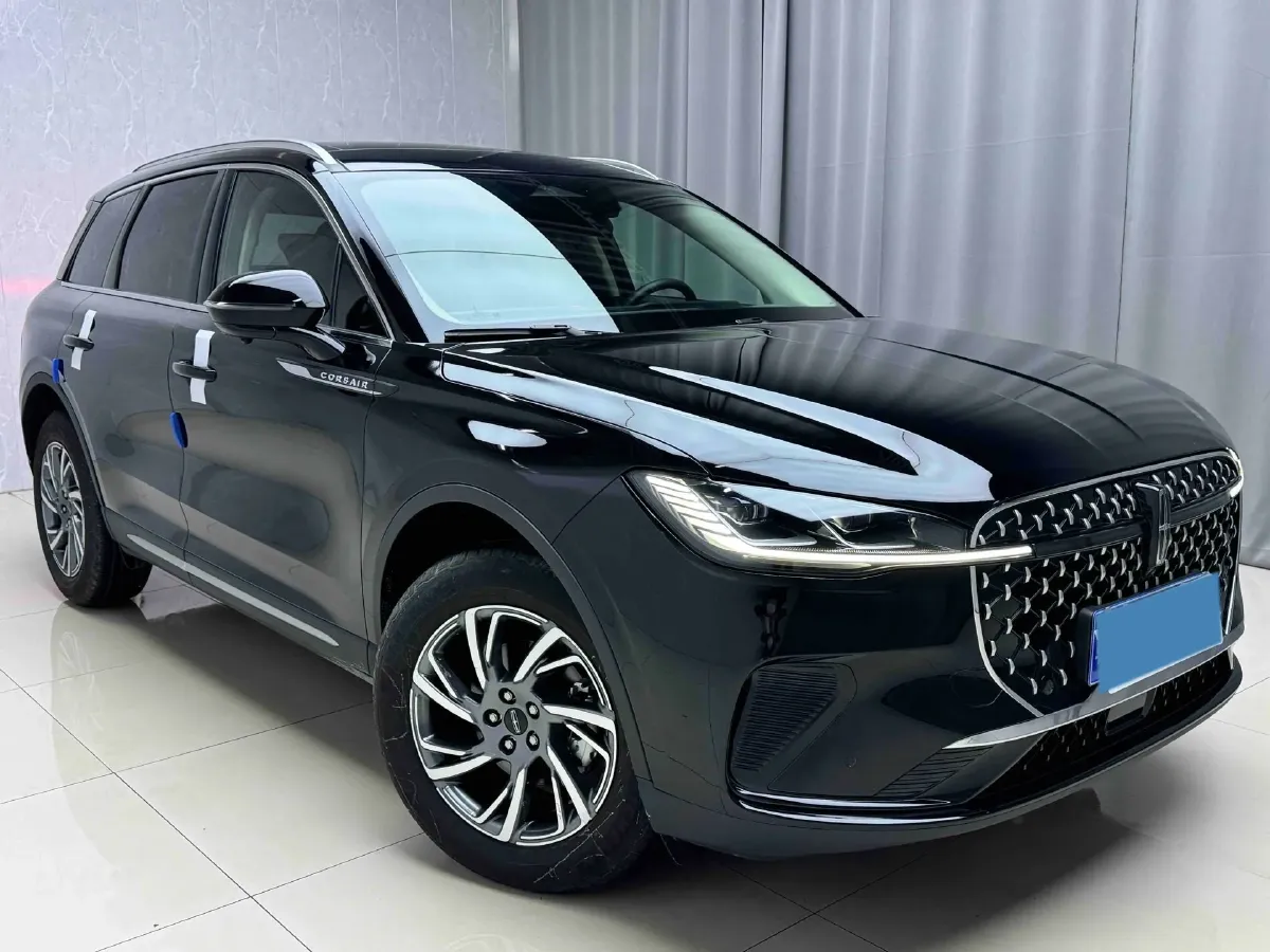 2024 Lincoln Corsair 2.0T 261HP L4 8AT,autocango,china used car exporter,china ev exporter,chinese used car exporter,chinese used ev exporter