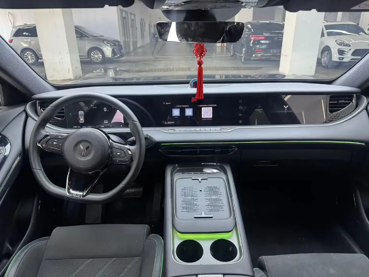 2025 Voyah FREE 1.5T 150HP L4 REEV 43KWH,autocango,china used car exporter,china ev exporter,chinese used car exporter,chinese used ev exporter