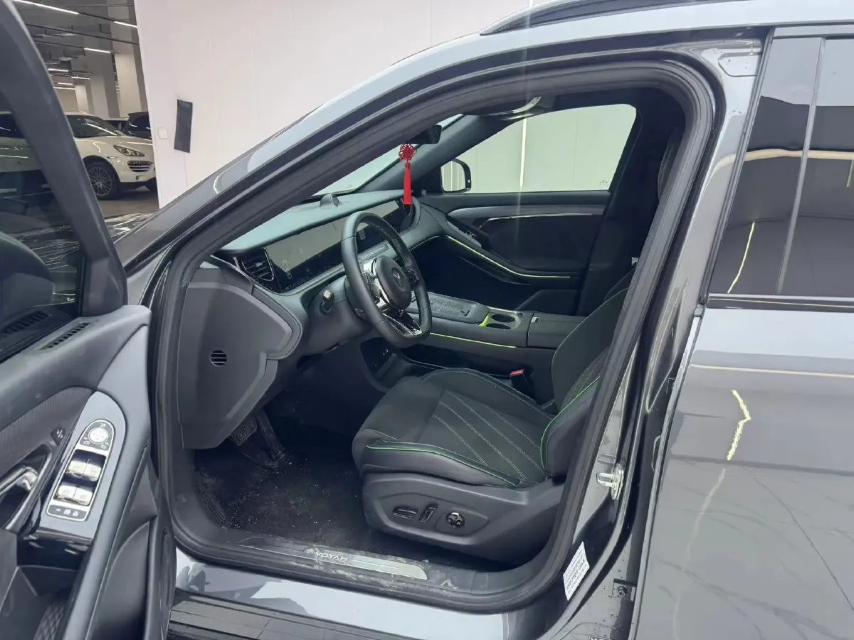 2025 Voyah FREE 1.5T 150HP L4 REEV 43KWH,autocango,china used car exporter,china ev exporter,chinese used car exporter,chinese used ev exporter