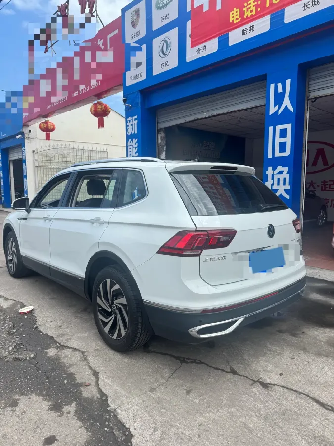 2023 Volkswagen Tiguan L 1.5T 160HP L4 7DCT,autocango,china used car exporter,china ev exporter,chinese used car exporter,chinese used ev exporter