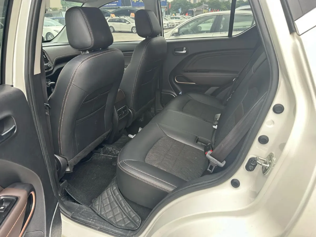 2019 GAC Trumpchi GS3 1.5T 163HP L3 7DCT,autocango,china used car exporter,china ev exporter,chinese used car exporter,chinese used ev exporter