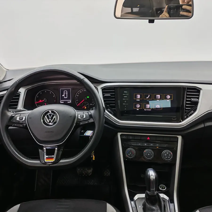2021 Volkswagen T-Roc 1.4T 150HP L4 7DCT,autocango,china used car exporter,china ev exporter,chinese used car exporter,chinese used ev exporter