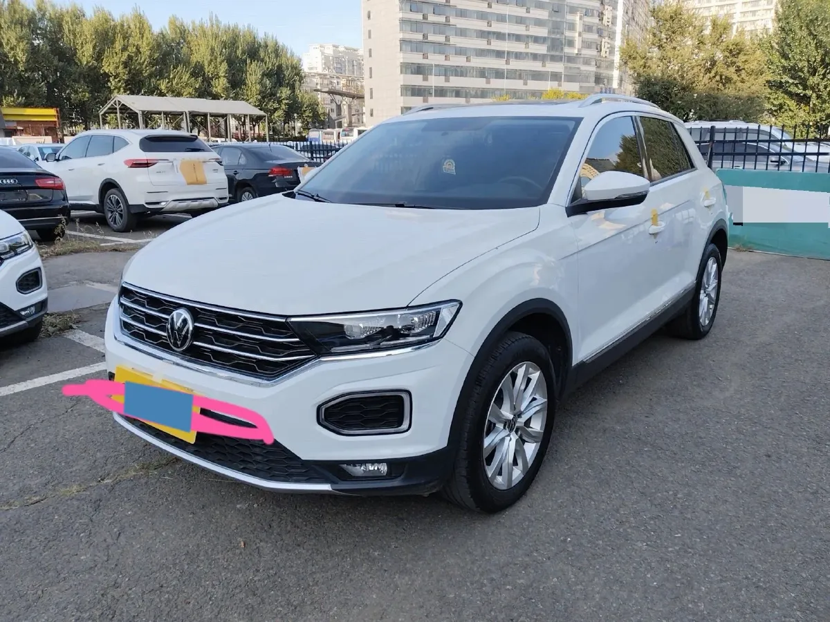 2021 Volkswagen T-Roc 1.4T 150HP L4 7DCT,autocango,china used car exporter,china ev exporter,chinese used car exporter,chinese used ev exporter