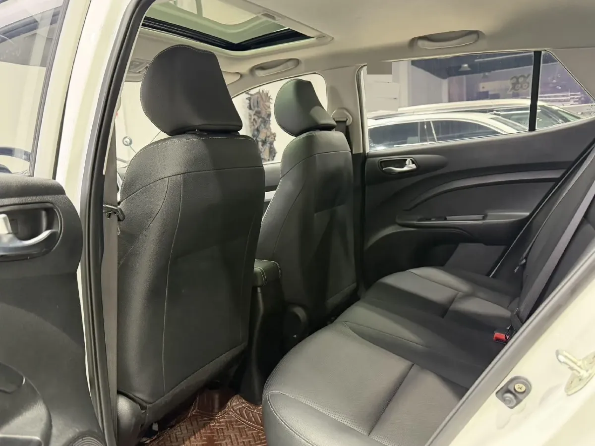 2021 Kia KX1 1.4L 100HP L4 CVT,autocango,china used car exporter,china ev exporter,chinese used car exporter,chinese used ev exporter