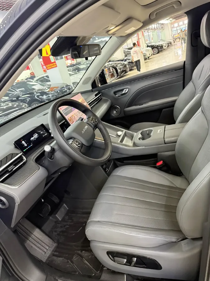 2026 Aion AION i60 REEV 101HP REEV,autocango,china used car exporter,china ev exporter,chinese used car exporter,chinese used ev exporter