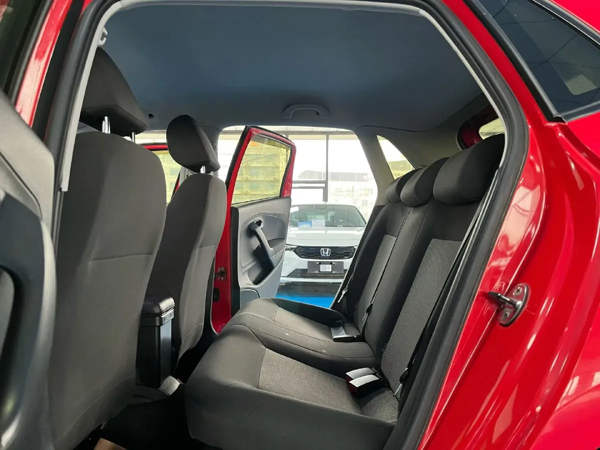 2016 Volkswagen Polo 1.4L 90HP L4 6AT,autocango,china used car exporter,china ev exporter,chinese used car exporter,chinese used ev exporter