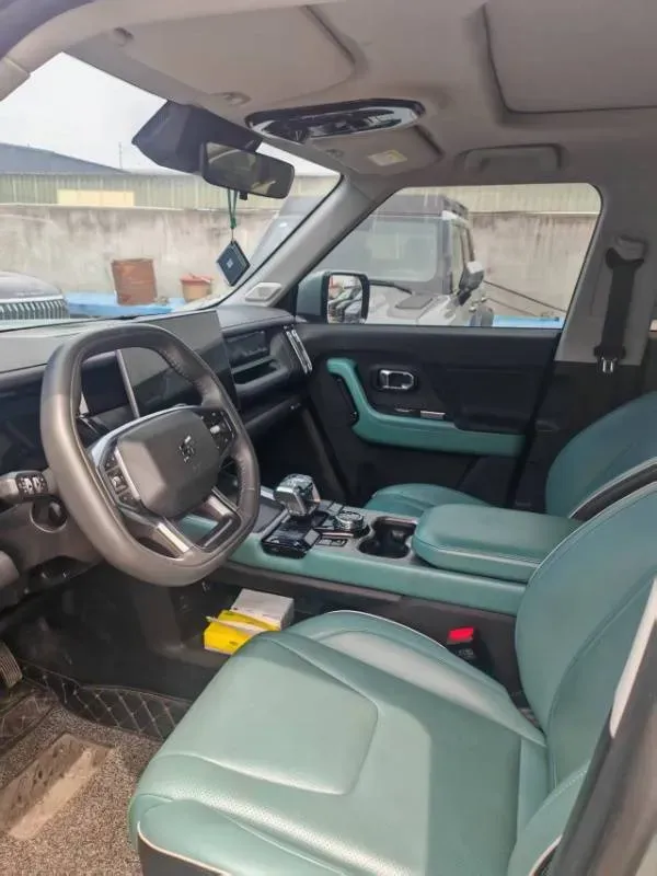 2025 Jetour Traveller 2.0T 254HP L4 7DCT,autocango,china used car exporter,china ev exporter,chinese used car exporter,chinese used ev exporter