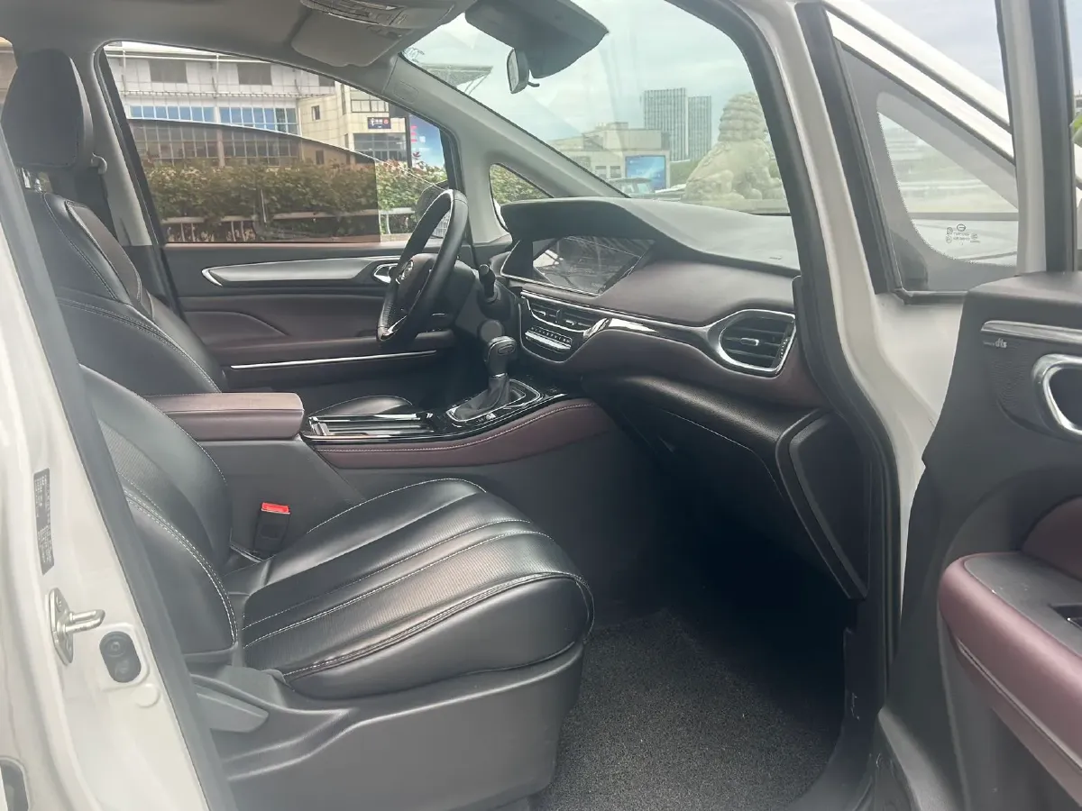 2023 GAC Trumpchi M6 1.5T 177HP L4 7DCT,autocango,china used car exporter,china ev exporter,chinese used car exporter,chinese used ev exporter