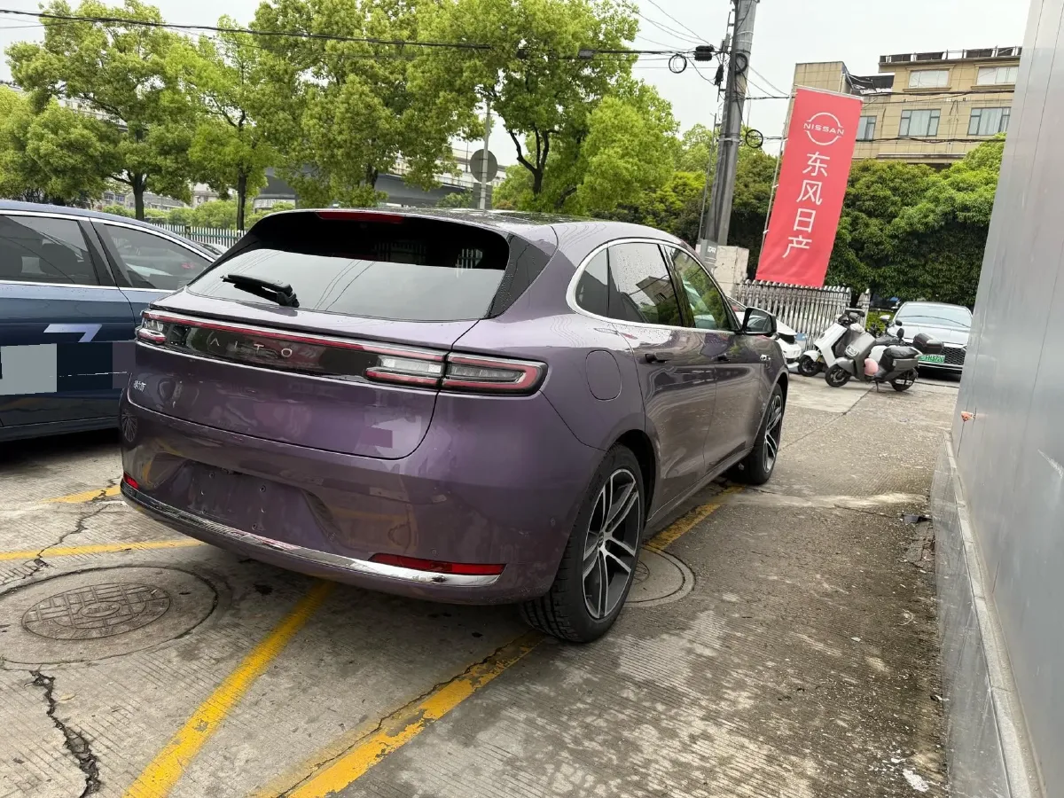 2025 AITO AITO M5 1.5T 152HP L4 REEV 42KWH,autocango,china used car exporter,china ev exporter,chinese used car exporter,chinese used ev exporter