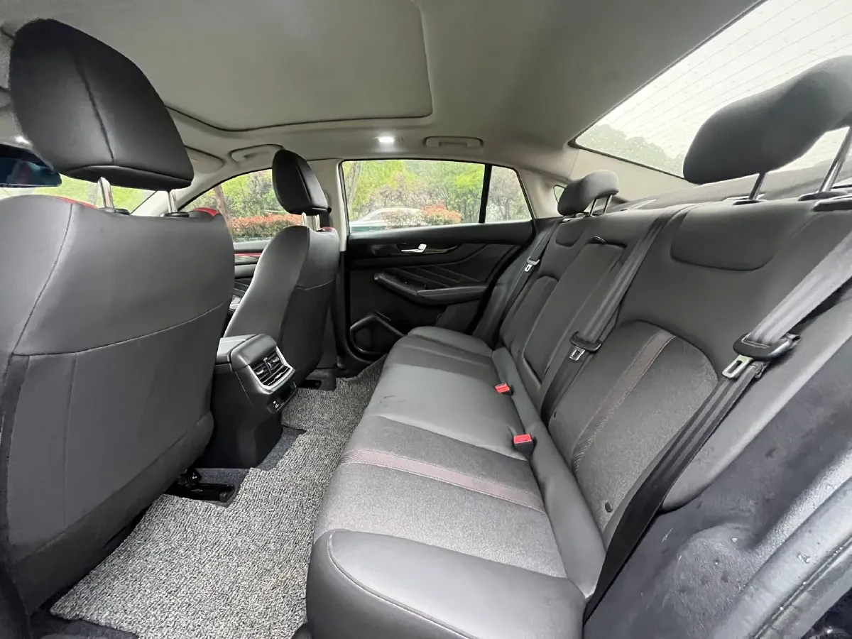 2024 DongFeng Aeolus YiXuan MAX 1.5T 197HP L4 7DCT,autocango,china used car exporter,china ev exporter,chinese used car exporter,chinese used ev exporter