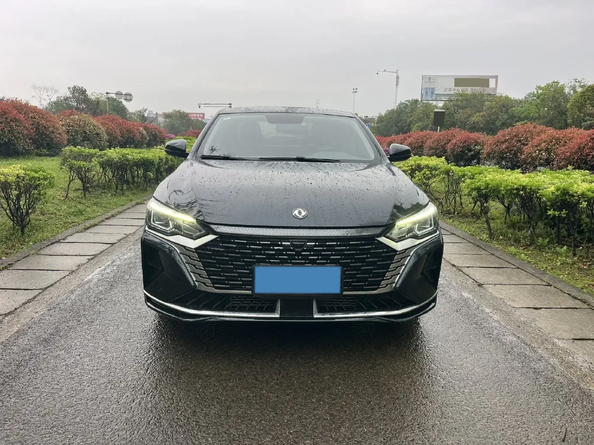 2024 DongFeng Aeolus YiXuan MAX 1.5T 197HP L4 7DCT,autocango,china used car exporter,china ev exporter,chinese used car exporter,chinese used ev exporter