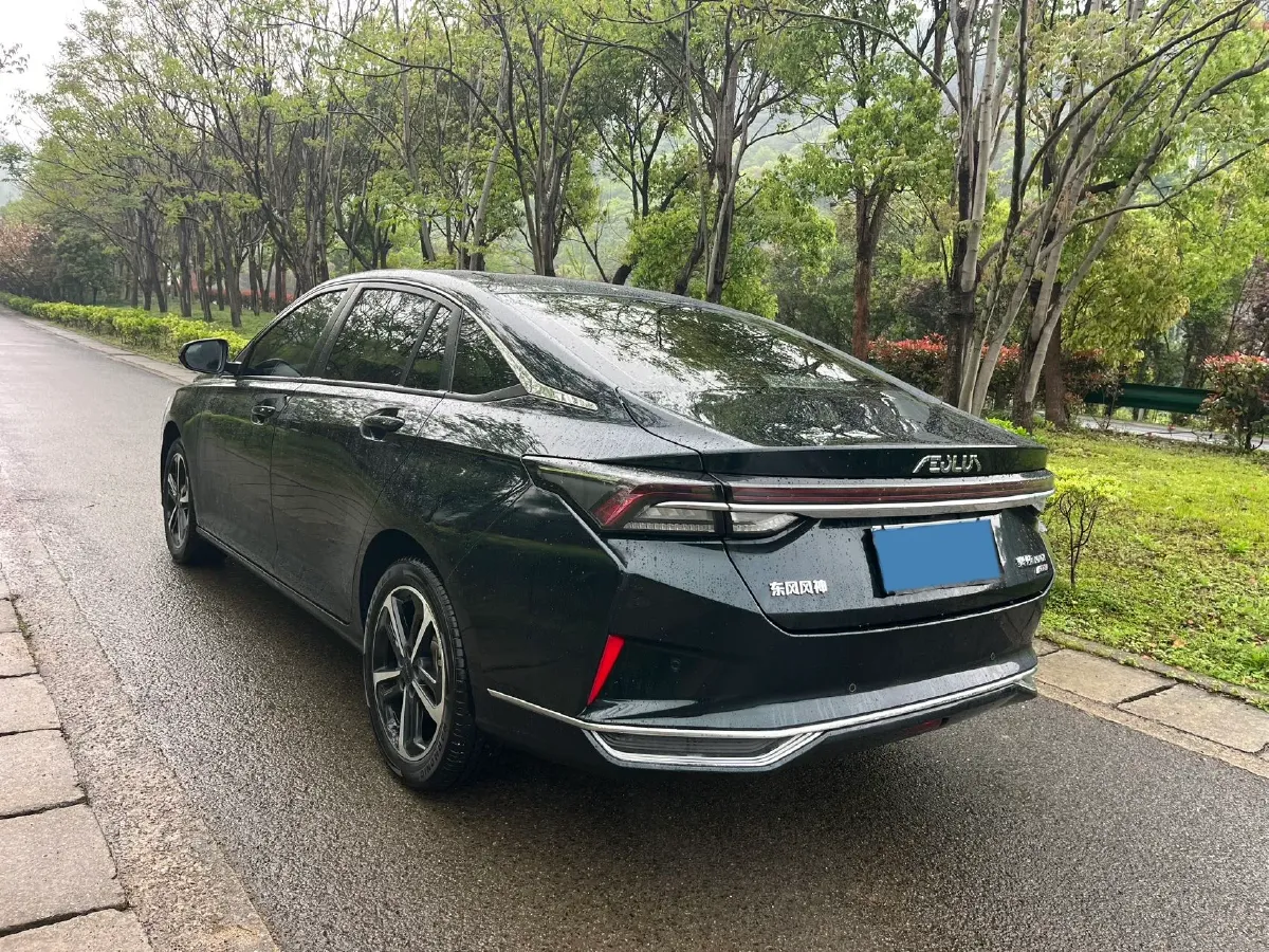 2024 DongFeng Aeolus YiXuan MAX 1.5T 197HP L4 7DCT,autocango,china used car exporter,china ev exporter,chinese used car exporter,chinese used ev exporter