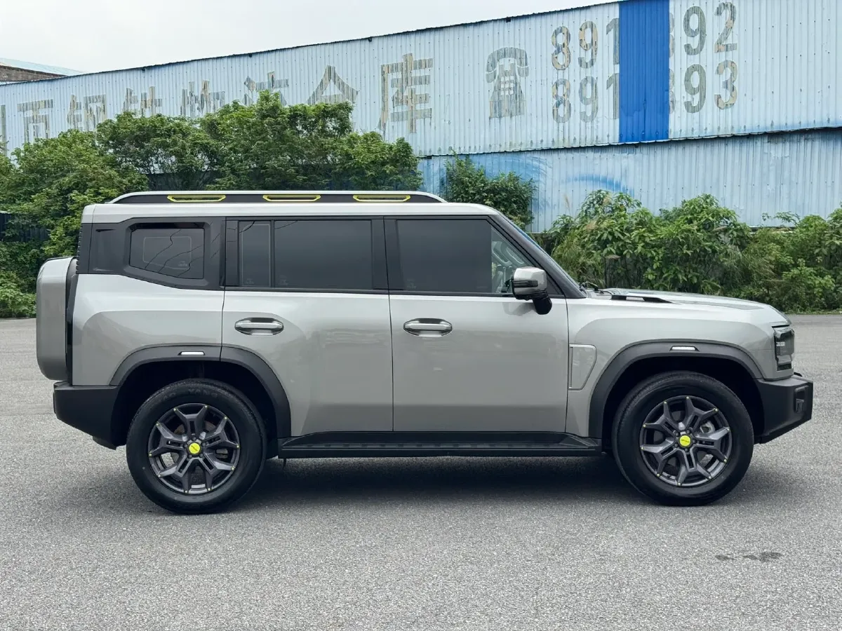 2024 Jetour Traveller 2.0T 254HP L4 7DCT,autocango,china used car exporter,china ev exporter,chinese used car exporter,chinese used ev exporter