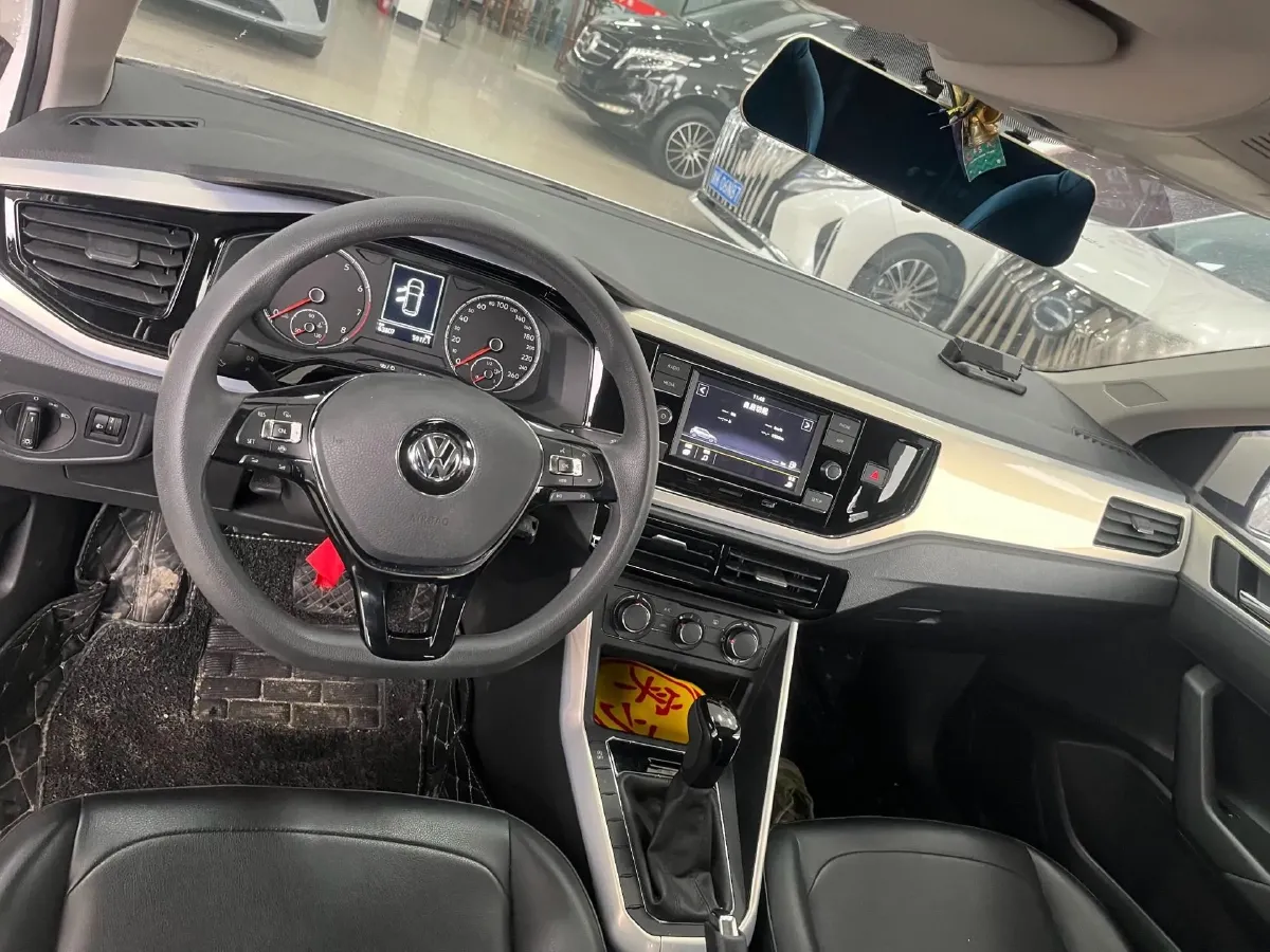 2019 Volkswagen Polo 1.5L 113HP L4 6AT,autocango,china used car exporter,china ev exporter,chinese used car exporter,chinese used ev exporter