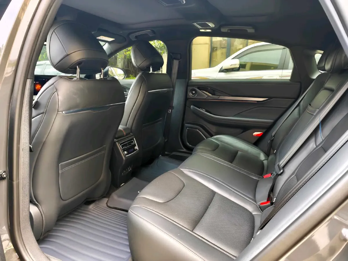 2022 Lincoln Z 2.0T 246HP L4 8AT,autocango,china used car exporter,china ev exporter,chinese used car exporter,chinese used ev exporter